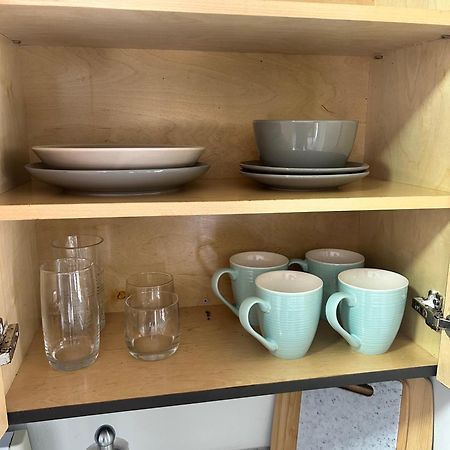 Apartment In Hollywood Close To Shops & Beach 110 エクステリア 写真
